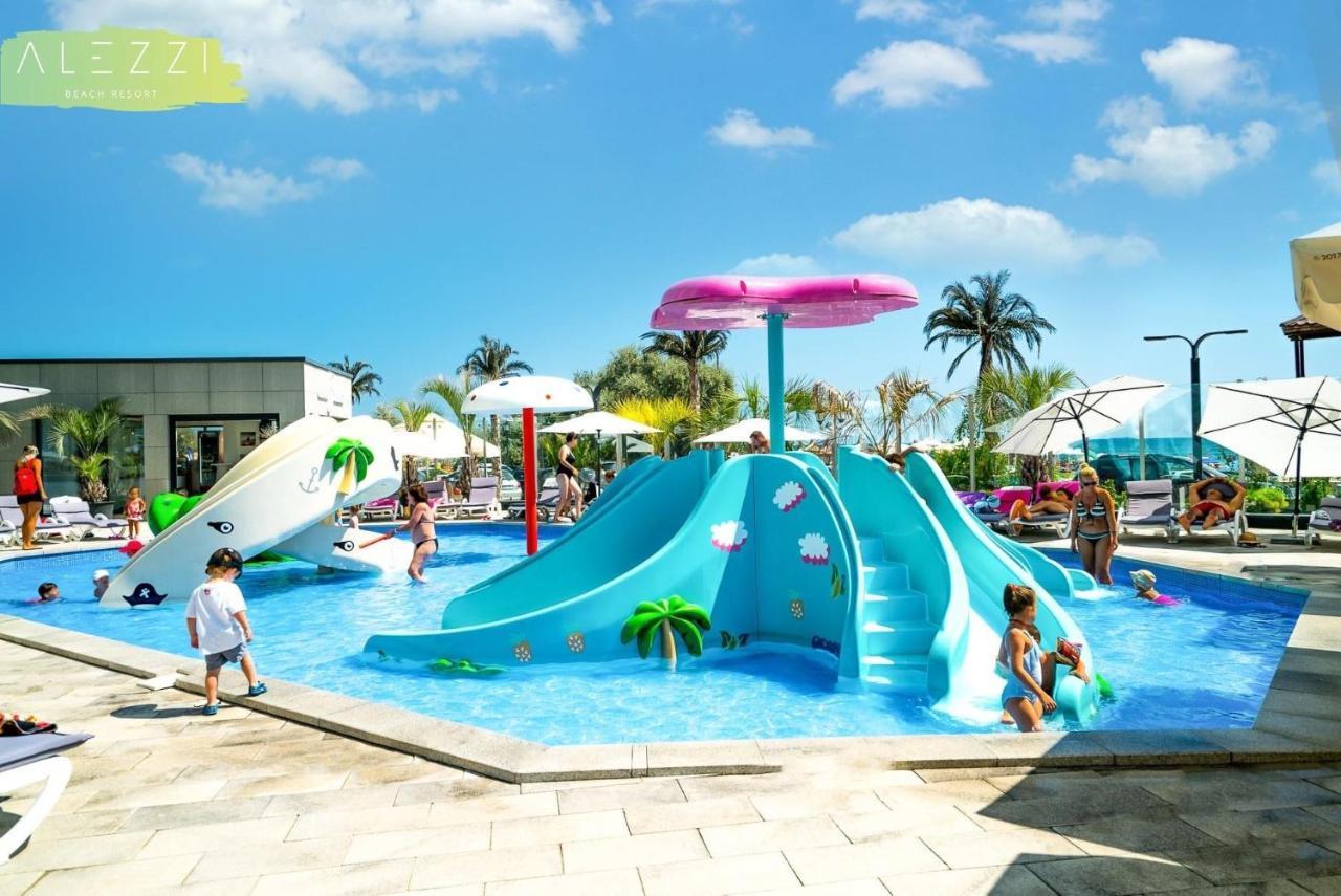 Nicolas By Alezzii Beach Apartament Studio นาโวดาริ ภายนอก รูปภาพ