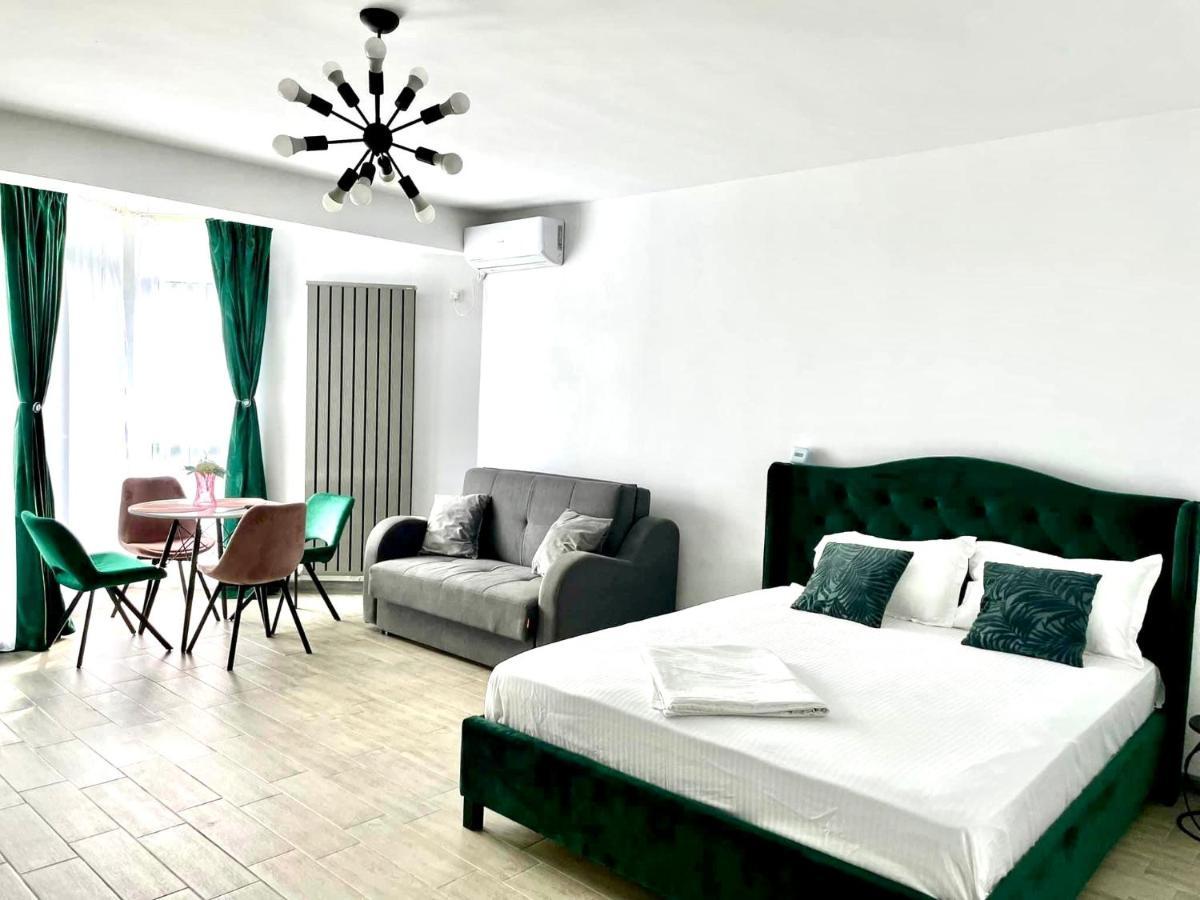 Nicolas By Alezzii Beach Apartament Studio นาโวดาริ ภายนอก รูปภาพ