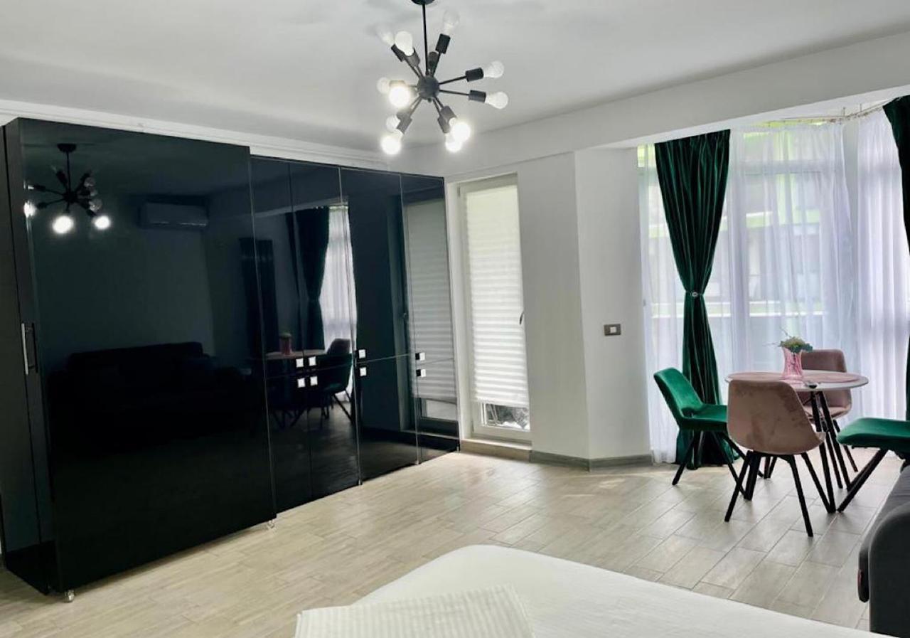 Nicolas By Alezzii Beach Apartament Studio นาโวดาริ ภายนอก รูปภาพ